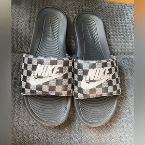 Nike Slides Size 13